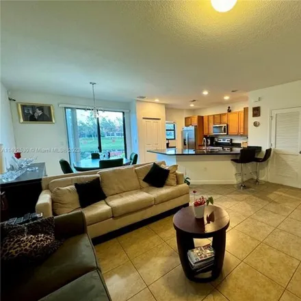Image 9 - 363 Northeast 194th Lane, Miami-Dade County, FL 33179, USA - Townhouse for sale