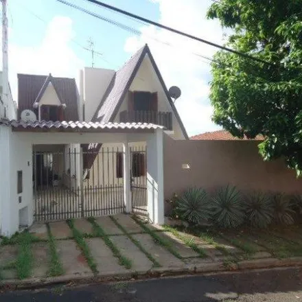 Buy this 2 bed house on Rua José Barnabe in Jardim Taiti, São Carlos - SP