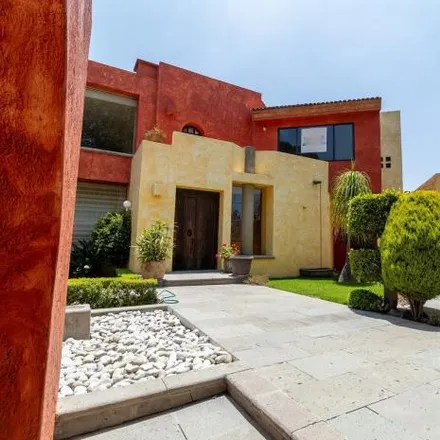 Buy this 4 bed house on Calzada Zavaleta in 72150 Puebla, PUE