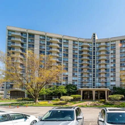 Buy this 2 bed condo on 88 North Tower Road in Elmhurst, IL 60523