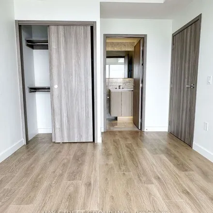 Image 4 - 115 McMahon Drive, Toronto, ON M2K 1C2, Canada - Apartment for rent