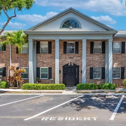 Rent this 2 bed condo on Place de Le Paix in South Pasadena, Pinellas County