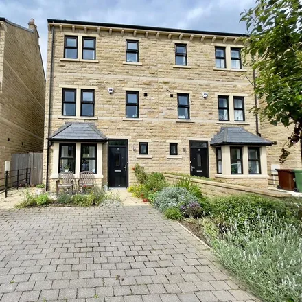 Rent this 4 bed townhouse on Oliver Hill in Horsforth, LS18 4JF