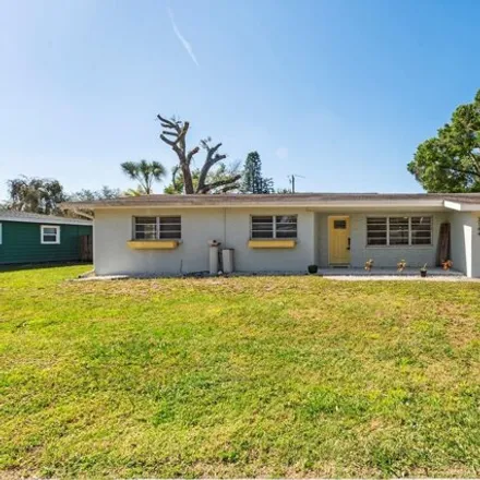 Buy this 3 bed house on 3132 Courtland Street in Sarasota, FL 34237