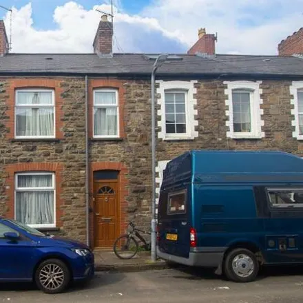 Buy this 3 bed townhouse on Pontcanna Place in Cardiff, CF11 9JY