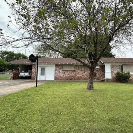 Buy this 3 bed house on 232 Willa Drive in Poteau, OK 74953