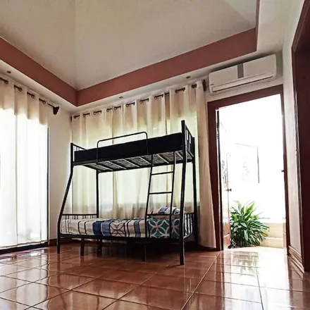 Rent this studio house on Residencial Oasis
