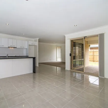 Image 2 - Kurrawa Crescent, Glenvale QLD 4350, Australia - Apartment for rent