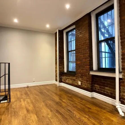 Rent this 3 bed apartment on 222 1st Avenue in New York, NY 10009