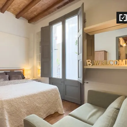 Rent this 2 bed apartment on Carrer de Joaquín Costa in 50, 08001 Barcelona