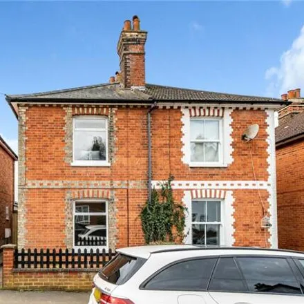 Buy this 2 bed duplex on High Path Road in Guildford, GU1 2QL