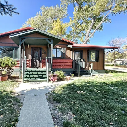 Buy this 4 bed house on 998 North Burritt Avenue in Buffalo, WY 82834
