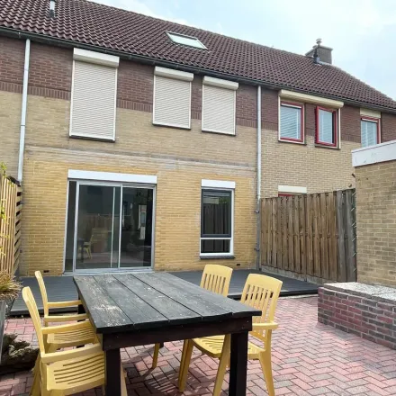 Rent this 5 bed apartment on Schoener 40 49 in 8243 XC Lelystad, Netherlands