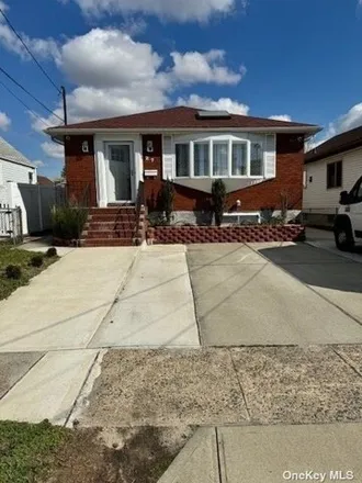 Rent this 3 bed house on 27 Fairfax Street in Village of Valley Stream, NY 11580