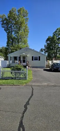 Buy this 3 bed house on 41 Lyondale Road in Newington, CT 06111