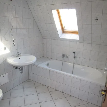 Rent this 3 bed apartment on Matzplatz 9 in 06268 Querfurt, Germany