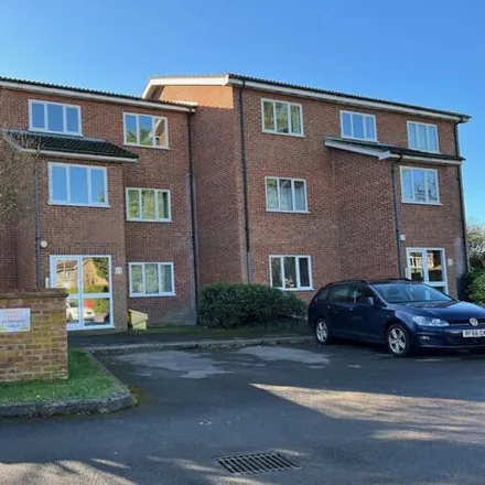Buy this 1 bed apartment on Manorcroft School in Fitzrobert Place, Egham