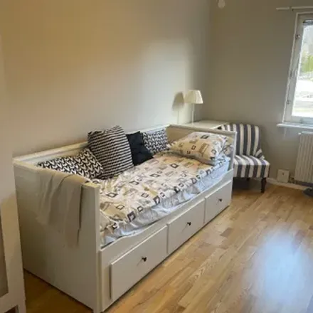 Rent this 1 bed room on Adler Salvius väg in Tullinge, Sweden