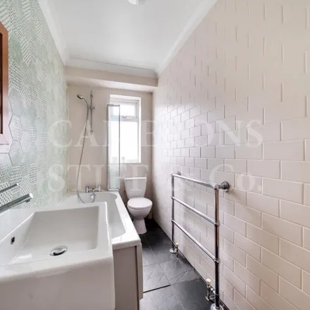 Rent this 3 bed apartment on Cranhurst Road in London, NW2 4LJ