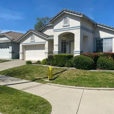 Buy this 3 bed house on 27 Maywood Court in Roseville, CA 95678