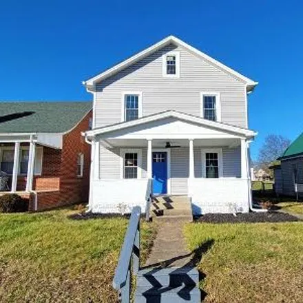 Buy this 2 bed house on 1030 Jackson Avenue in Huntington, WV 25704