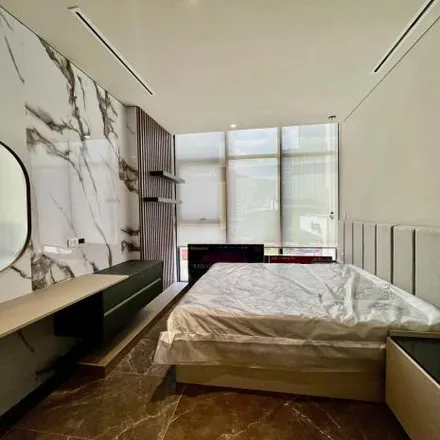 Rent this 2 bed apartment on Hospital Los Angeles in Avenida Lázaro Cárdenas, Valle Oriente
