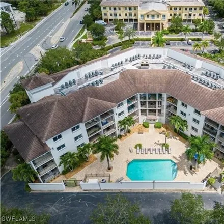 Buy this 1 bed condo on Grand Inn of Naples in Pine Ridge Road, Collier County