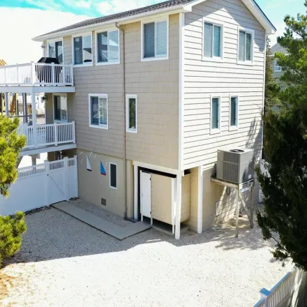 Rent this 4 bed apartment on Friend's Way in Long Beach Township, Ocean County