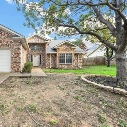 Rent this 3 bed house on 213 Dodge Trl in Keller, Texas