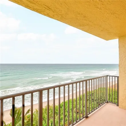 Image 3 - 7380 South Ocean Drive, Saint Lucie County, FL 34957, USA - Condo for sale