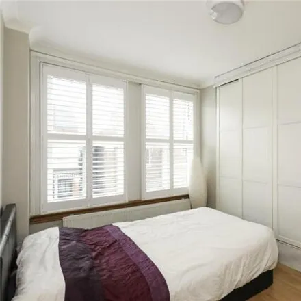 Image 7 - Havelock Road, London, SW19 8HD, United Kingdom - House for sale