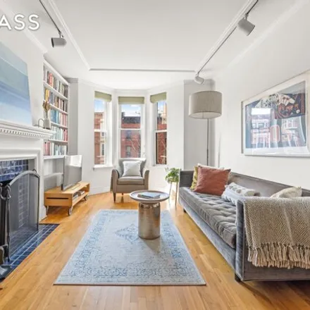 Buy this studio apartment on 429 7th Avenue in New York, NY 11215
