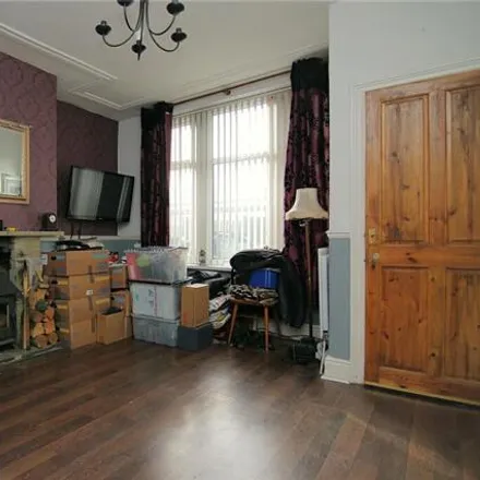 Image 2 - Idle Road Bolton Road, Idle Road, Wrose, BD2 4JS, United Kingdom - Townhouse for sale