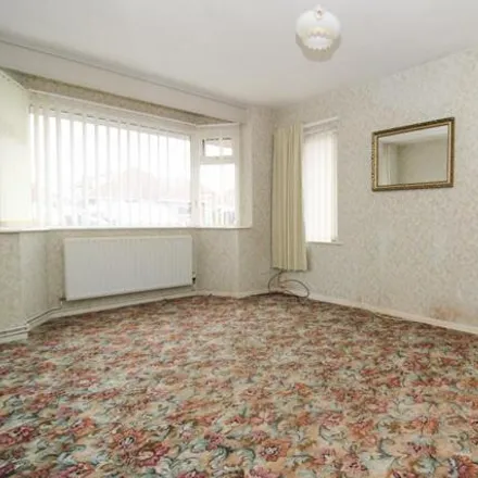 Image 3 - Croxby Grove, Scartho, DN33 2NP, United Kingdom - Duplex for sale
