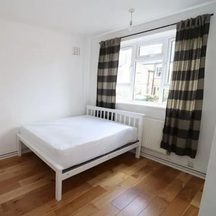 Rent this studio house on 73 Melbourne Grove in London, SE22 8RR