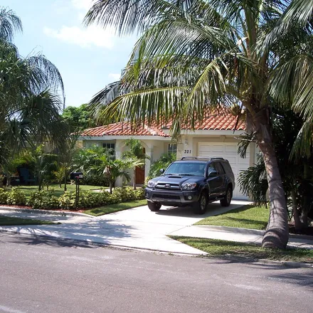 Rent this 1 bed house on Lake Worth Beach