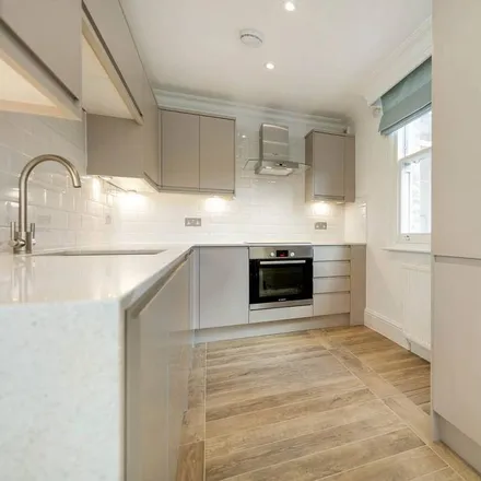 Image 3 - 134 Rodenhurst Road, London, SW4 8AB, United Kingdom - Apartment for rent