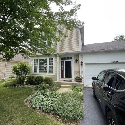 Rent this 3 bed house on 1749 Melbourne Ln in Aurora, Illinois