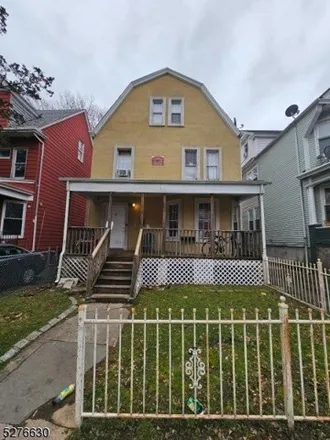 Image 1 - 110 North 19th Street, Ampere, East Orange, NJ 07017, USA - House for sale