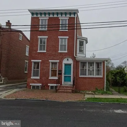 Buy this 5 bed house on New Castle Historic District in Battery Park Trail, New Castle