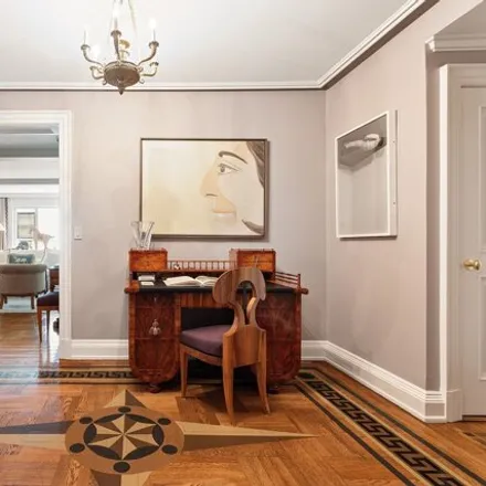 Image 4 - 930 5th Avenue, New York, NY 10021, USA - Apartment for sale