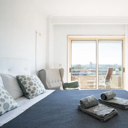 Image 2 - Vilar de Andorinho, Vila Nova de Gaia, Porto, Portugal - Apartment for rent