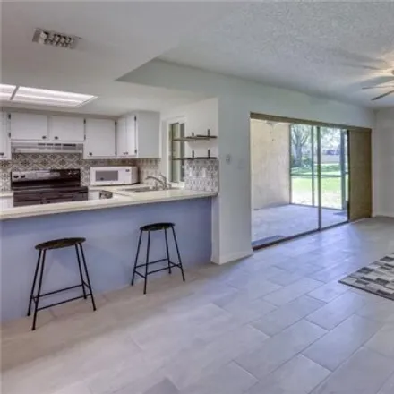 Image 5 - 2676 Sabal Springs Circle, Clearwater, FL 33761, USA - Condo for sale