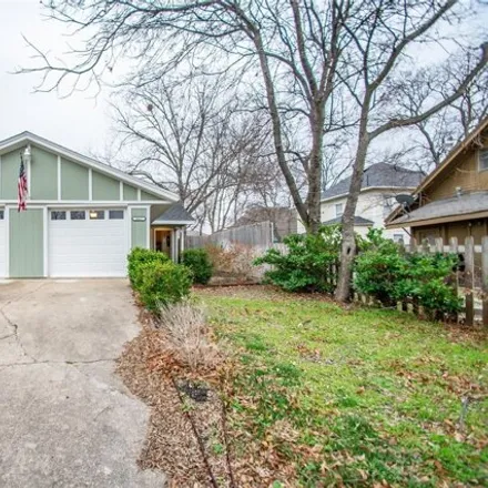 Rent this 2 bed house on 1815 Lipscomb Street in Fort Worth, TX 76110