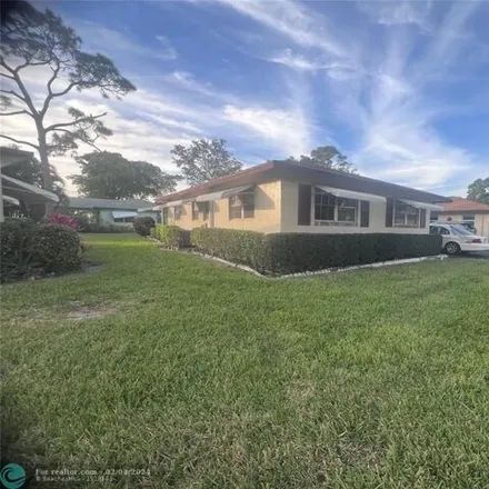 Buy this 2 bed house on 222 Cardinal Lane in Delray Beach, FL 33445