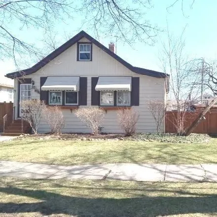 Buy this 3 bed house on 6741 North Oketo Avenue in Chicago, IL 60631