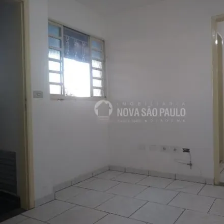 Rent this 3 bed apartment on Rua Torquato Joaquim Rodrigues in Centro, Diadema - SP