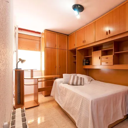Rent this 1 bed room on Avinguda de la Mare de Déu de Bellvitge in 50-58, 08907 l'Hospitalet de Llobregat