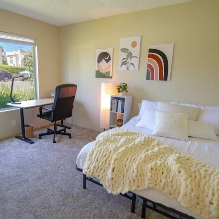 Image 1 - Santa Barbara, CA - Apartment for rent