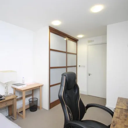 Image 5 - Vestry Court, 5 Monck Street, Westminster, London, SW1P 2BW, United Kingdom - Apartment for rent